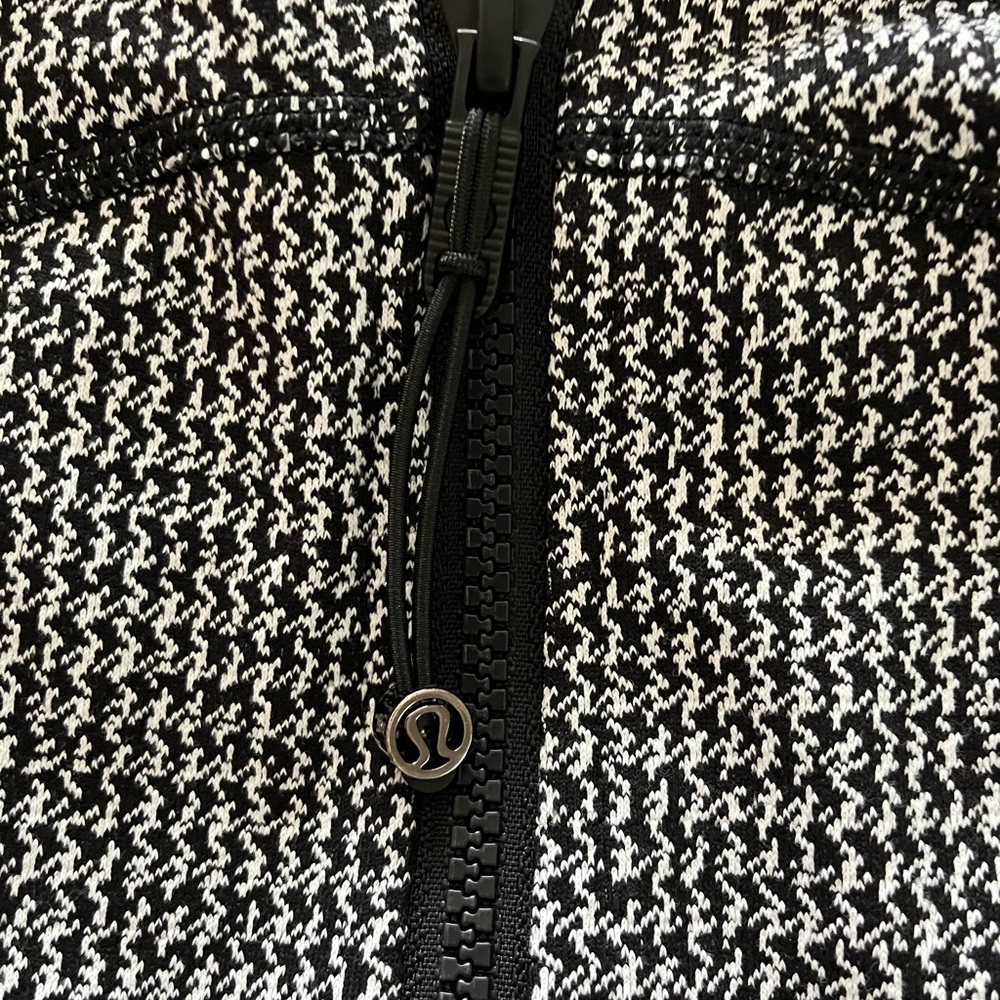lululemon athletica define jacket - Picture 3 of 6